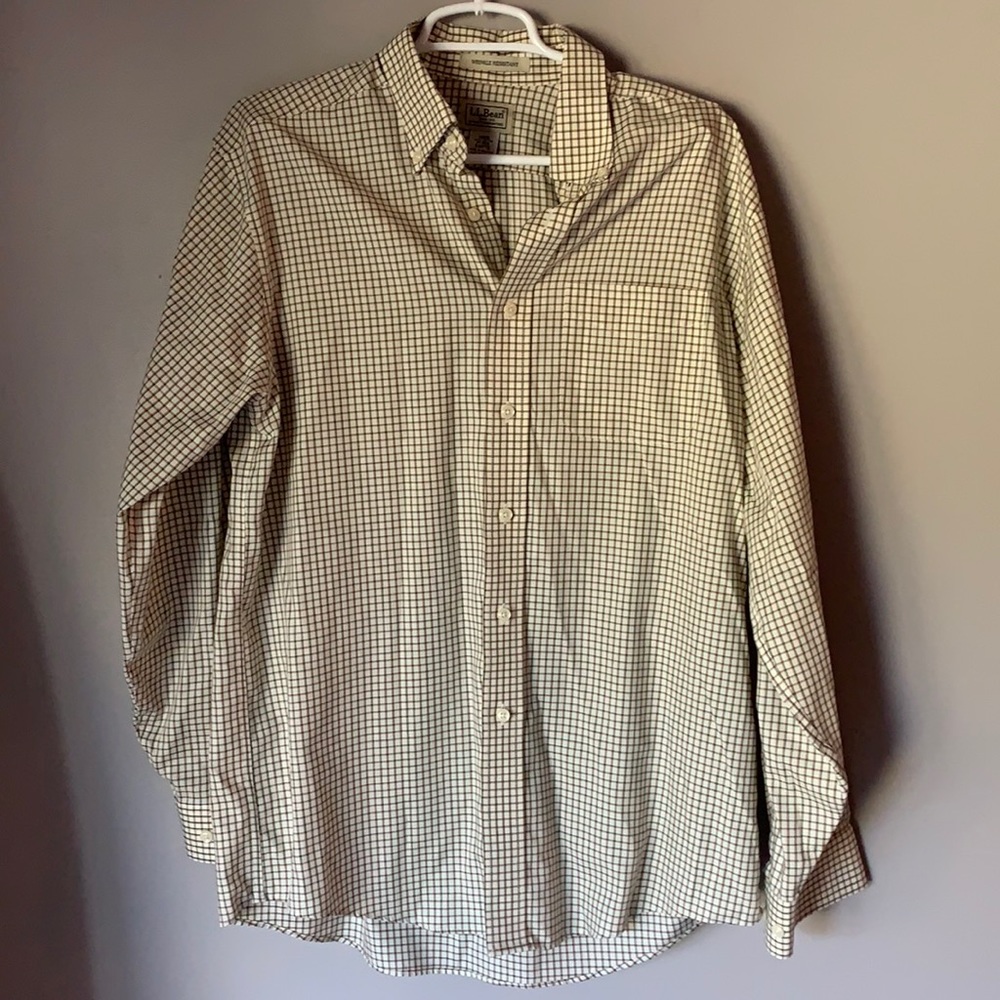 L.L. Bean Men’s Wrinkle Resistant Long Sleeve Button Down